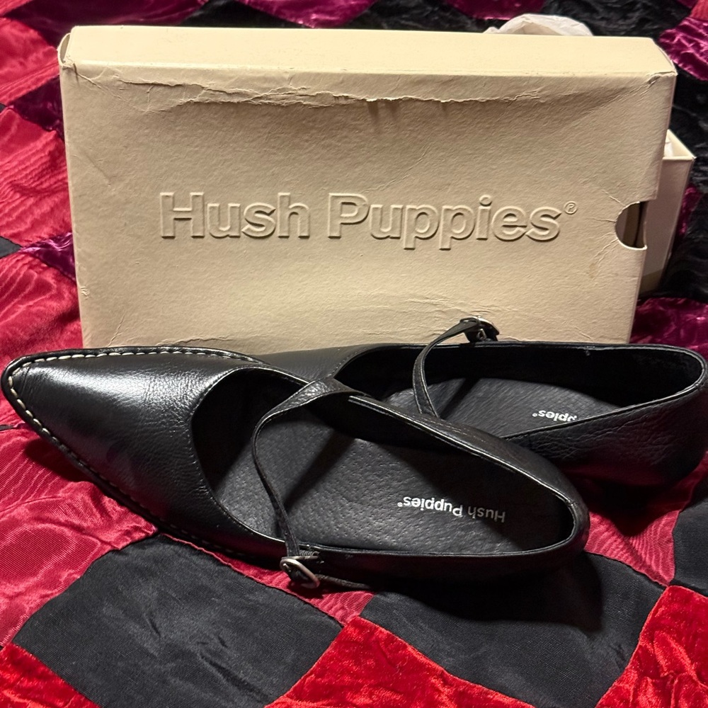 Hush Puppies Black Leather Mary Jane style pump